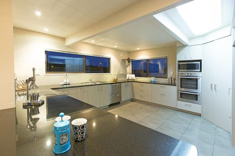 Photo of property in 33 Arkles Strand, Arkles Bay, Whangaparaoa, 0932