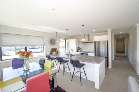 Photo of property in 2 Tarata Grove, Lansdowne, Masterton, 5810