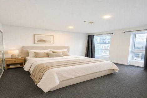 Photo of property in Terrace Heights Apartments, 5e/163 The Terrace, Wellington Central, Wellington, 6011