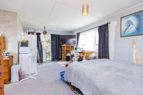 Photo of property in 215 Puriri Street, Castlecliff, Whanganui, 4501