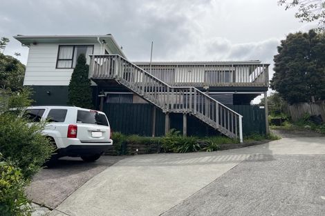 Photo of property in 18 Panzic Place, Glen Eden, Auckland, 0602