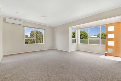 Photo of property in 15a Glenfield Place, Brookfield, Tauranga, 3110