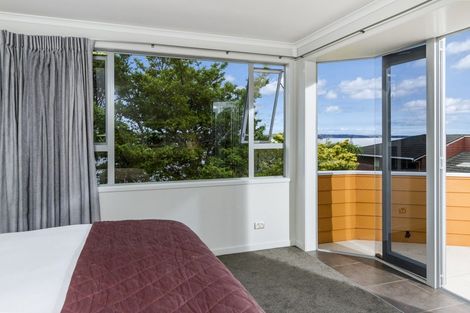 Photo of property in 1007 Beach Road, Torbay, Auckland, 0630