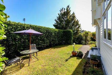 Photo of property in 103 Gover Street, New Plymouth, 4310