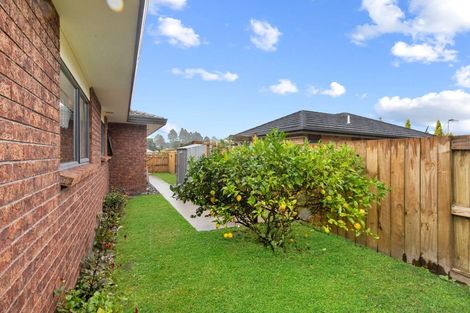 Photo of property in 9 Heaphy Place, Pukehangi, Rotorua, 3015