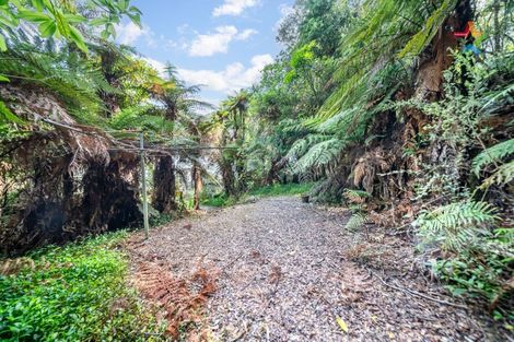 Photo of property in 76 Raukawa Street, Stokes Valley, Lower Hutt, 5019