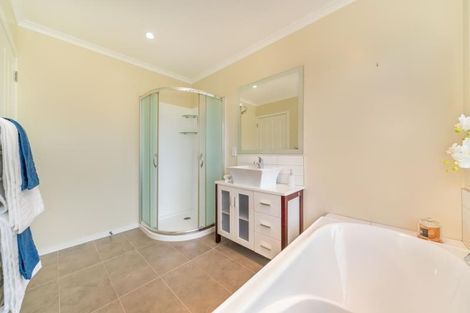 Photo of property in 4 Winifred Way, Belmont, Lower Hutt, 5010