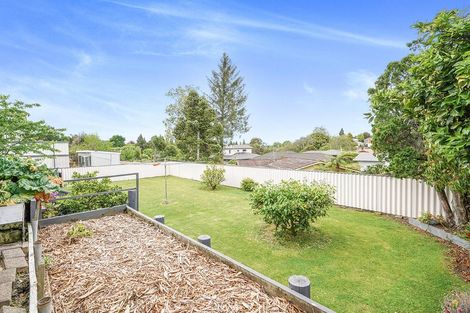 Photo of property in 4 Totara Drive, St Andrews, Hamilton, 3200