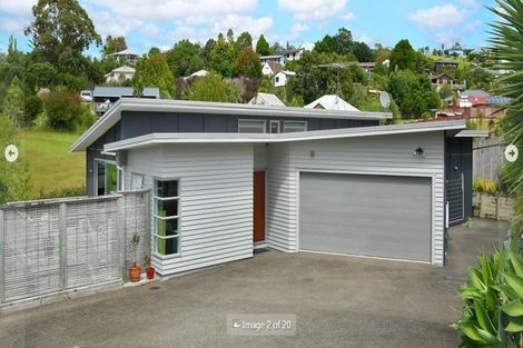 Photo of property in 117 Roberta Crescent, Orewa, 0931