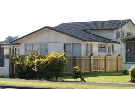 Photo of property in 94 Robertson Road, Mangere East, Auckland, 2024