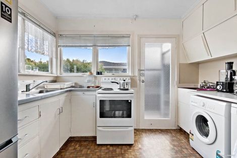 Photo of property in 1/30 Portadown Avenue, Pakuranga Heights, Auckland, 2010