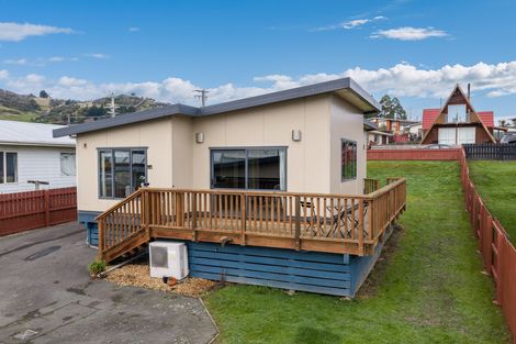 Photo of property in 3 Clariton Avenue, Green Island, Dunedin, 9018