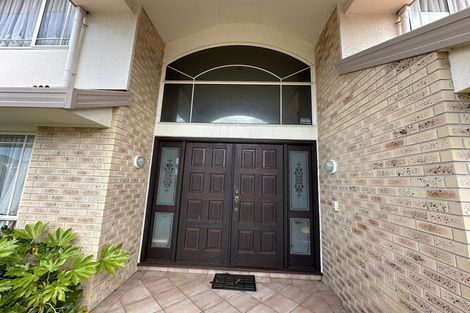 Photo of property in 6 Nathan Close, Somerville, Auckland, 2014