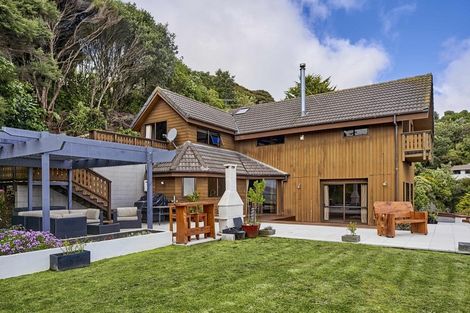 Photo of property in 114 Pope Street, Camborne, Porirua, 5026