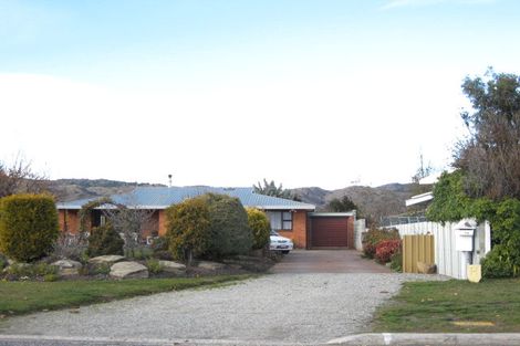 Photo of property in 19 Clutha Street, Alexandra, 9320