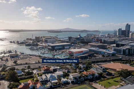 Photo of property in 5g Harbour Street, Saint Marys Bay, Auckland, 1011
