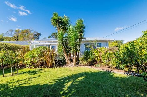 Photo of property in 14 Alexander Street, Waikanae, 5036