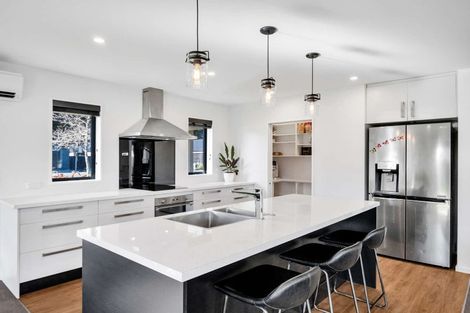 Photo of property in 10 Kohunga Crescent, Bottle Lake, Christchurch, 8083