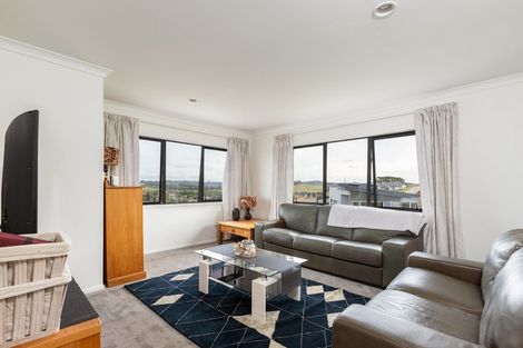 Photo of property in 22d Weka Street, Mangawhai, 0505