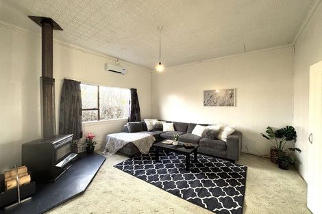 Photo of property in 21 Elderlee Street, Milton, 9220