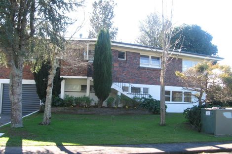 Photo of property in 1 Bushlands Place, Opaheke, Papakura, 2113