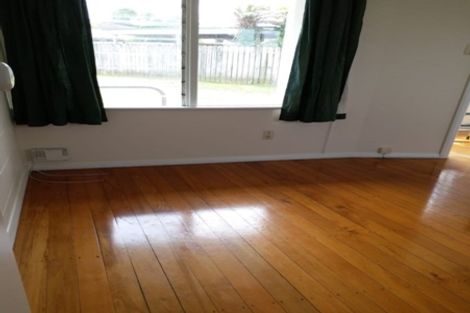 Photo of property in 4/41 Greenslade Crescent, Northcote, Auckland, 0627