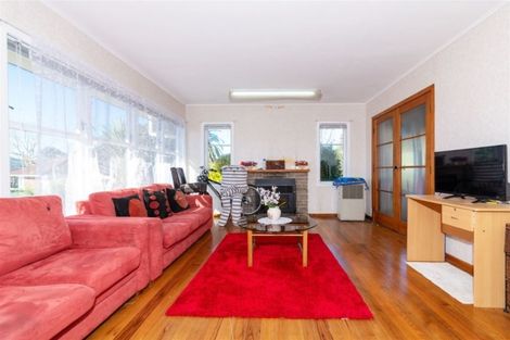 Photo of property in 7 Beaufield Lane, Te Atatu Peninsula, Auckland, 0610