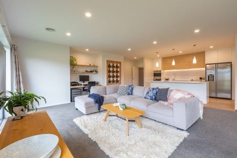 Photo of property in 67 Waipunahau Road, Waikanae, 5036