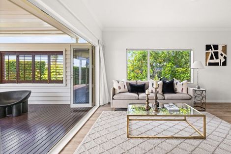 Photo of property in 6 Scott Place, Havelock North, 4130