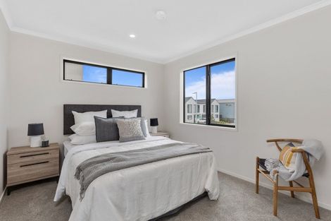 Photo of property in 14 Peihana Road, Hobsonville, Auckland, 0616