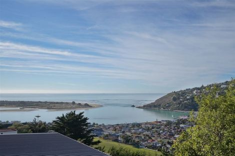 Photo of property in 75 Moncks Spur Road, Redcliffs, Christchurch, 8081