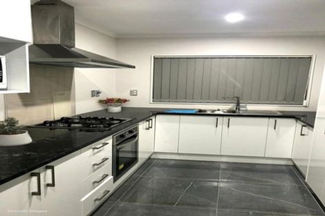 Photo of property in 11a Hoturoa Place, Manurewa, Auckland, 2102