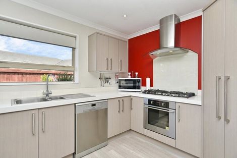 Photo of property in 6 Brockelbank Drive, Kaiapoi, 7630