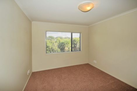 Photo of property in 18 Catrina Avenue, Birkenhead, Auckland, 0626