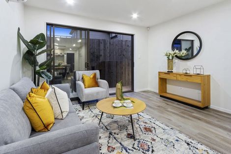 Photo of property in 50c Sherwood Avenue, Te Atatu South, Auckland, 0610