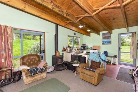 Photo of property in 28b Point Street, Raglan, 3225