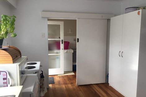 Photo of property in 52 Queens Grove, Hutt Central, Lower Hutt, 5010