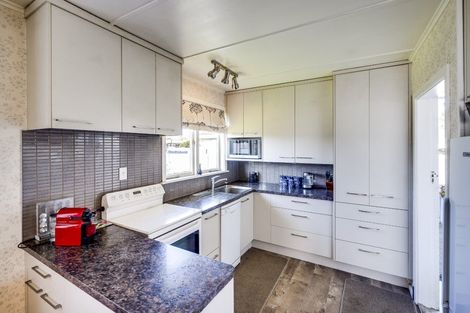 Photo of property in 15 Trent Street, Taradale, Napier, 4112