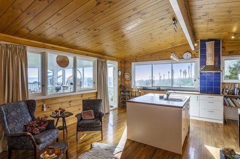 Photo of property in 27 Rodney Avenue, Te Horo Beach, Otaki, 5581