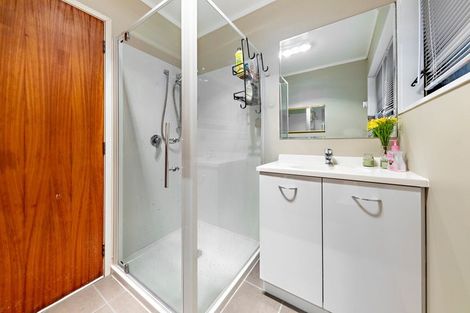 Photo of property in 2/24 Prictor Street, Papakura, 2110