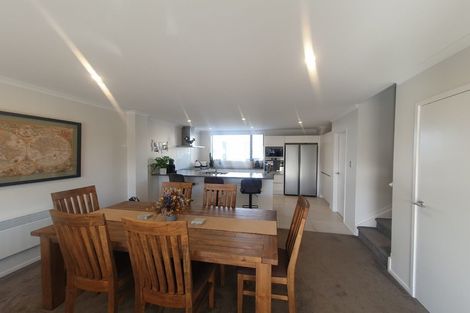 Photo of property in 469 Hobsonville Road, Hobsonville, Auckland, 0616