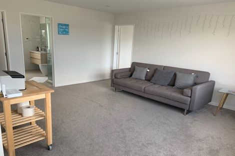 Photo of property in 52 Golden Morning Drive, Albany Heights, Auckland, 0632