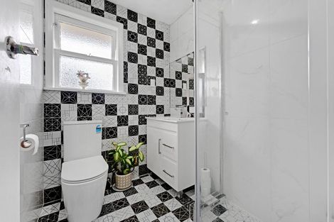 Photo of property in 5 Tui Crescent, Manurewa, Auckland, 2102