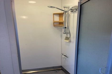 Photo of property in 1/90 Mountbatten Avenue, Hillcrest, Auckland, 0627