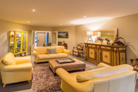 Photo of property in 6 Leabridge Mews, Harewood, Christchurch, 8051