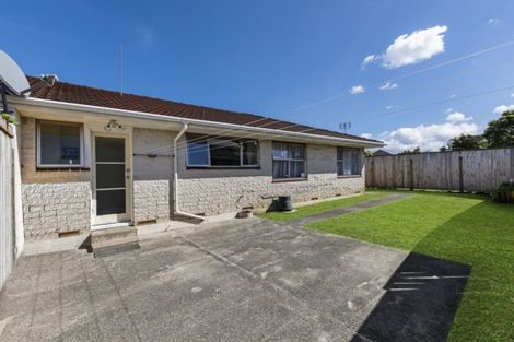Photo of property in 2/28 Oakland Avenue, Papatoetoe, Auckland, 2025