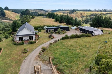 Photo of property in 172 Whakamara Road, Manutahi, Hawera, 4672