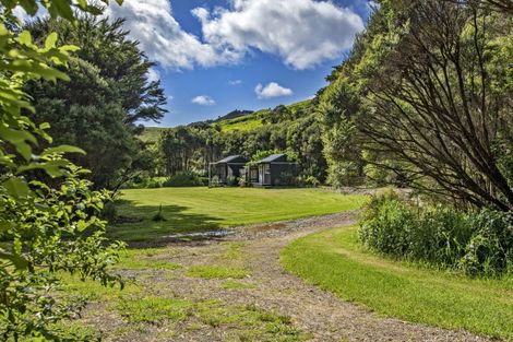 Photo of property in 31 Waitorupai Way, Matapouri, Whangarei, 0173