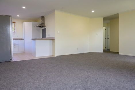 Photo of property in 14 Greig Place, Pukekohe, 2120
