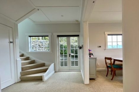 Photo of property in 10 Paisley Terrace, Karori, Wellington, 6012